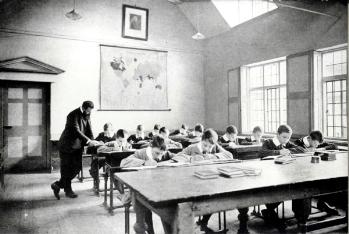 A class at Horton Preparatory School [Z50/16/120a]
